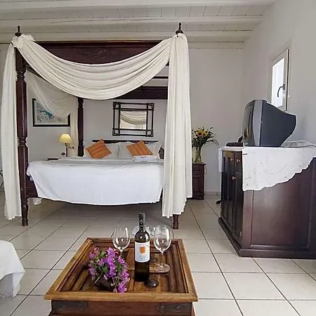 Otel Zephyros 3*